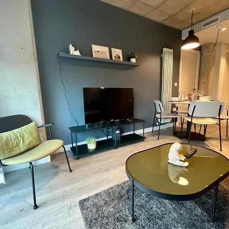 Leeds Riverside - Luxury By Mgroupsa * Leeds (West Yorkshire)